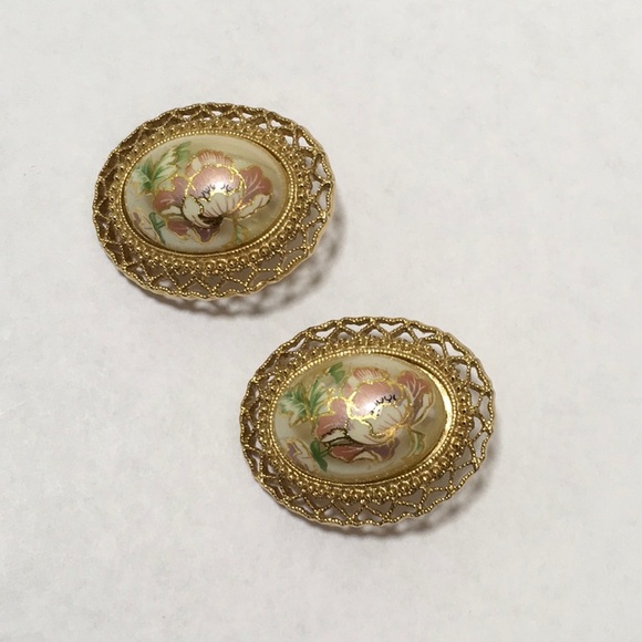 Jewelry - Clip on Earrings